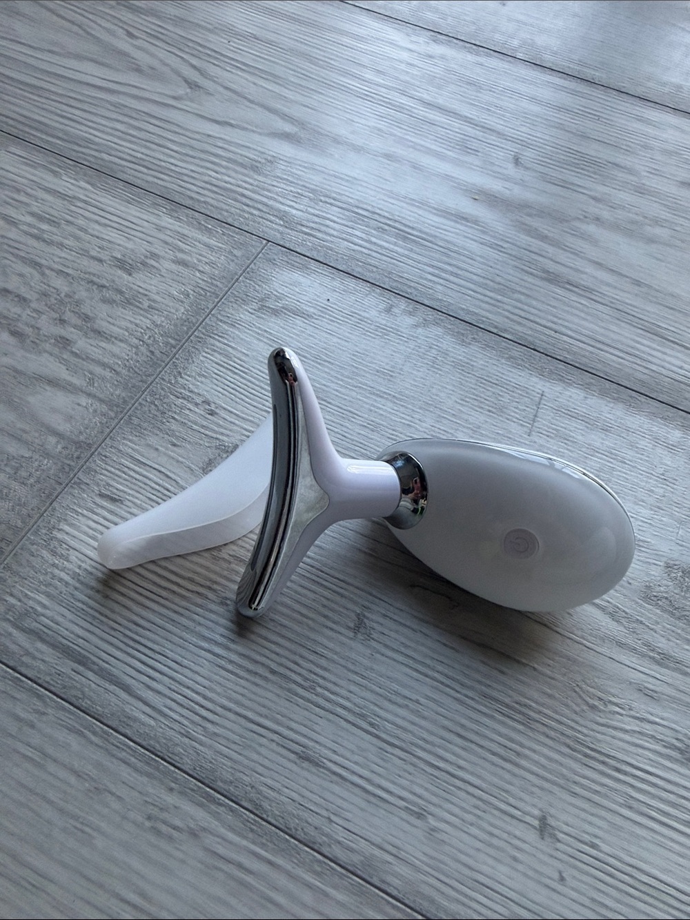 Red light therapy wand